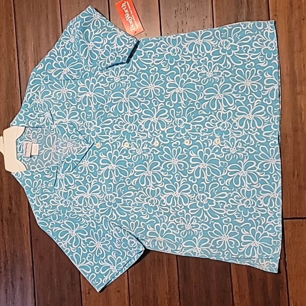 Bon Worth seafoam and white floral blouse size M petite